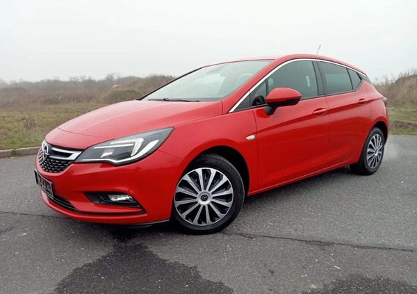 Opel Astra cena 38400 przebieg: 145000, rok produkcji 2016 z Inowrocław małe 407